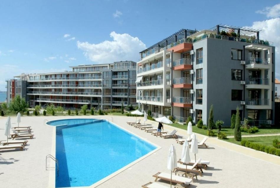 Sun Wave Apartment Presige Sveti Vlas Exterior photo